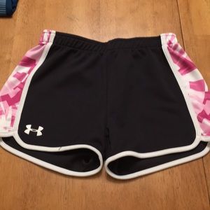 Under Armour ladies xs athletic shorts.